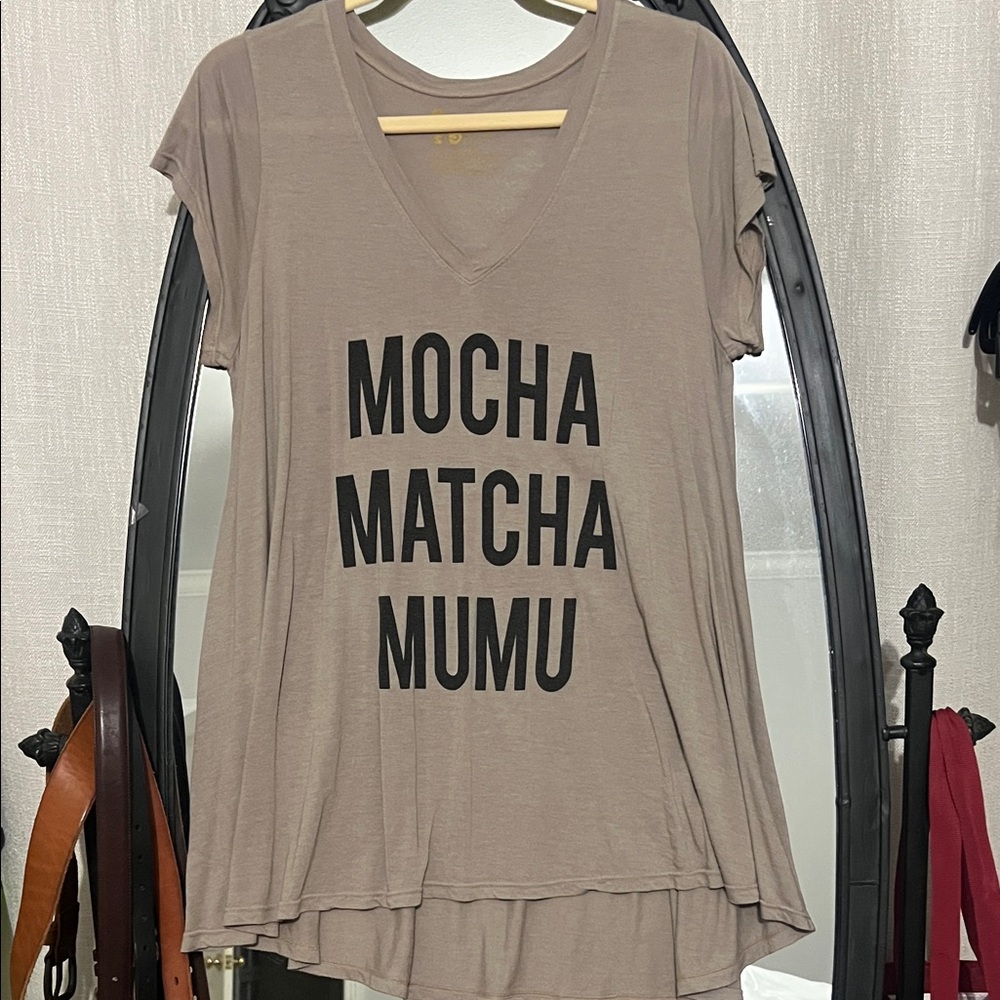 Show Me Your MuMu V-Neck Tee - Brown